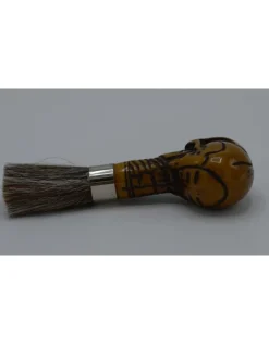 scheer kwast met schedel bruin