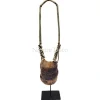 Schelpenketting op voet #1