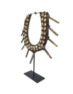 Schelpenketting op voet #9