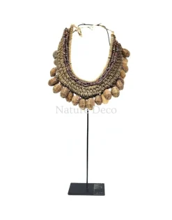 Schelpenketting op voet #11