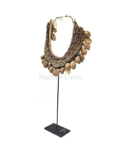 Schelpenketting op voet #11