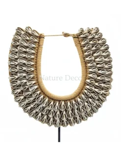 Schelpenketting op voet #6